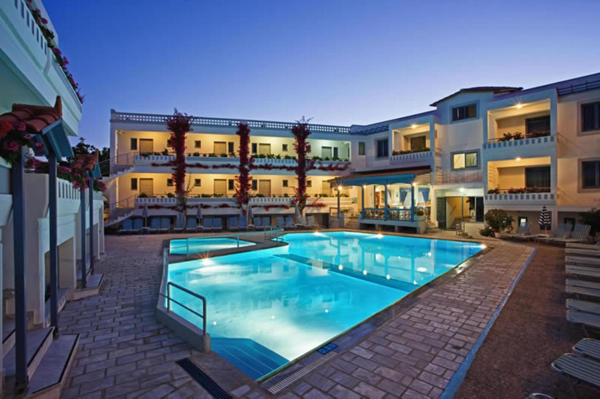 Ariadne Hotel Platanes  Exteriér fotografie